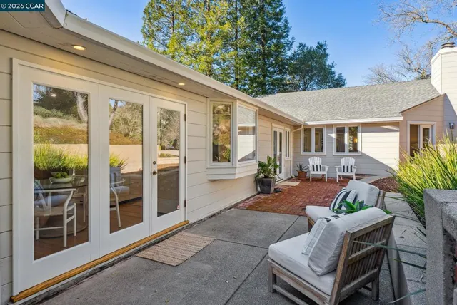 $2,495,000 | 11-11 El Caminito, Orinda, CA 94563