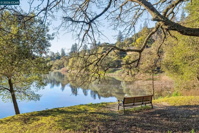 $2,495,000 | 11-11 El Caminito, Orinda, CA 94563