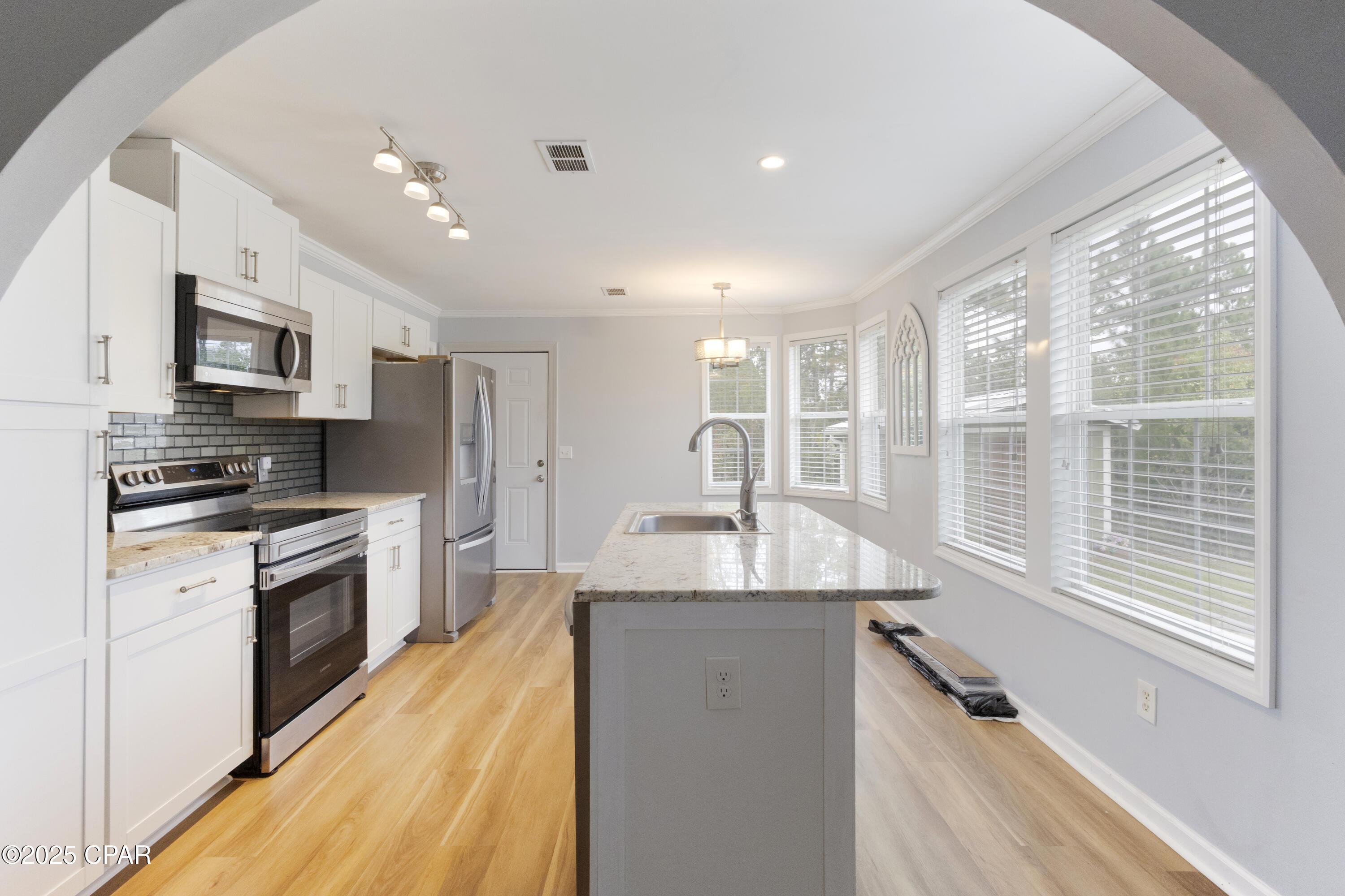 5541 Jetton Road Panama City, FL 32404 - Photo 9 of 31