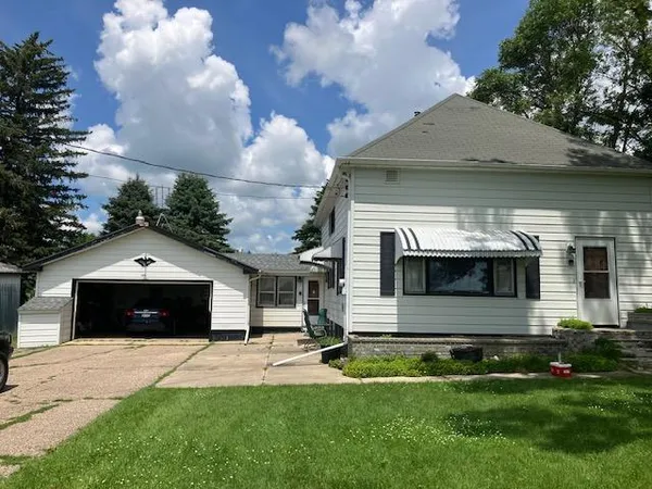 $199,500 | 12007 340th Street, Waseca, MN 56093