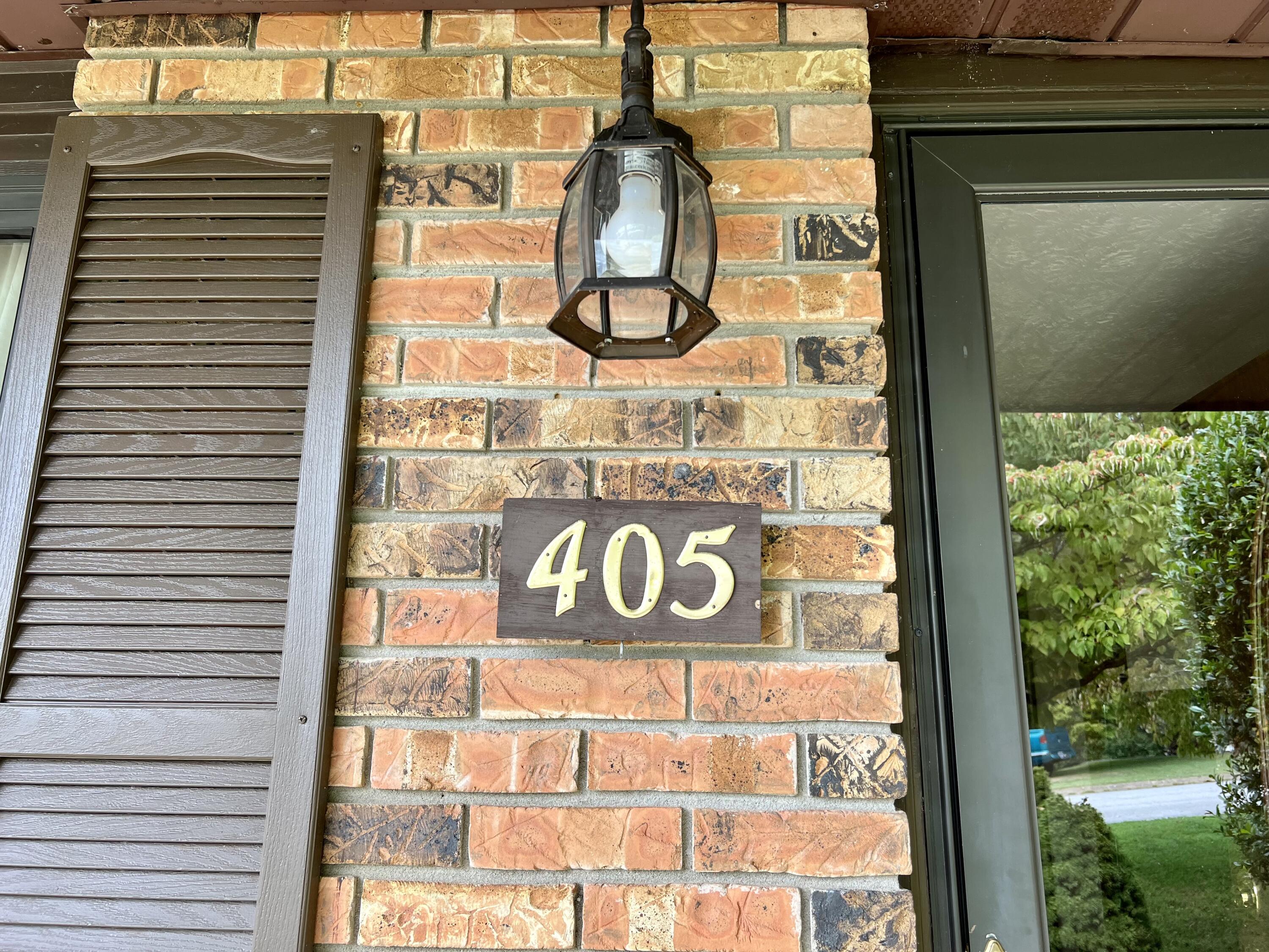 405 River Road Bluff City, TN 37618 - Photo 4 of 32 6439ED68-7223-480C-8CFE-3F6F2B45F3DD