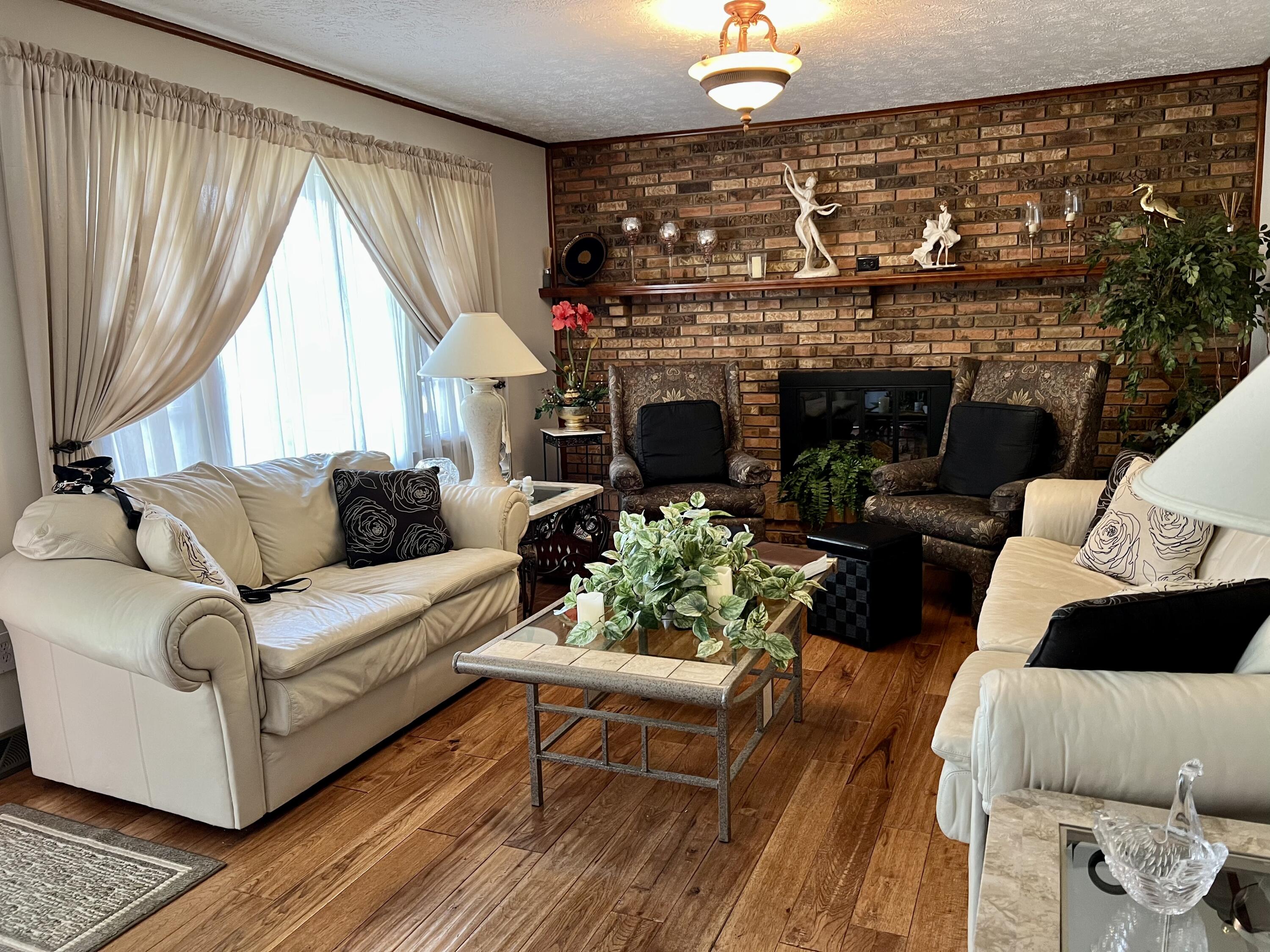405 River Road Bluff City, TN 37618 - Photo 6 of 32 81334BC7-7E31-4B5E-9957-7E4C9862AC89