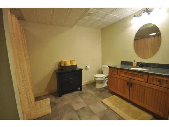98 Carriage Road New Boston, NH 03070 - Photo 24 of 29 Gallery Image 24