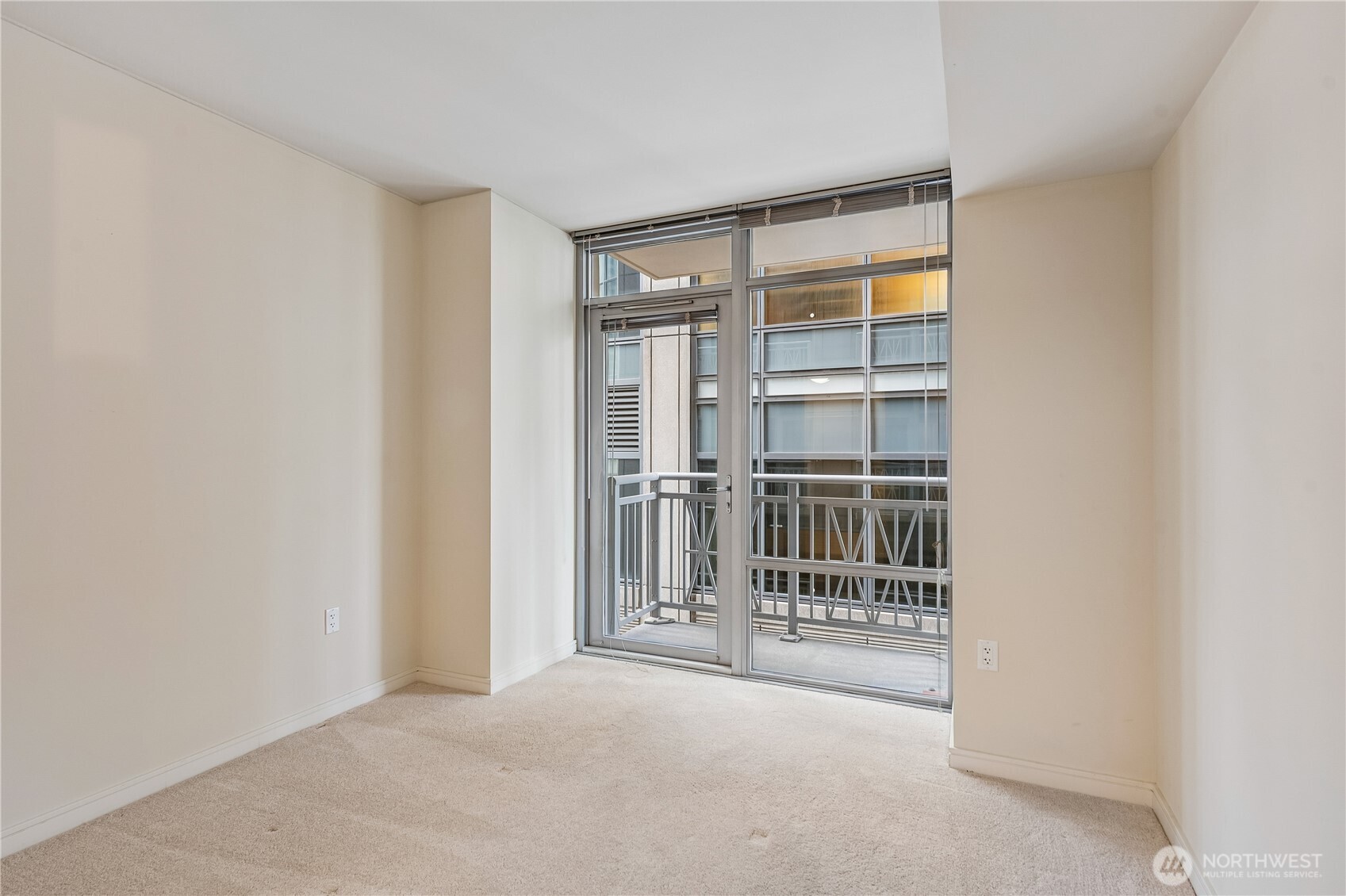 819 Virginia Street, Unit 2109 Seattle, WA 98101 - Photo 8 of 31