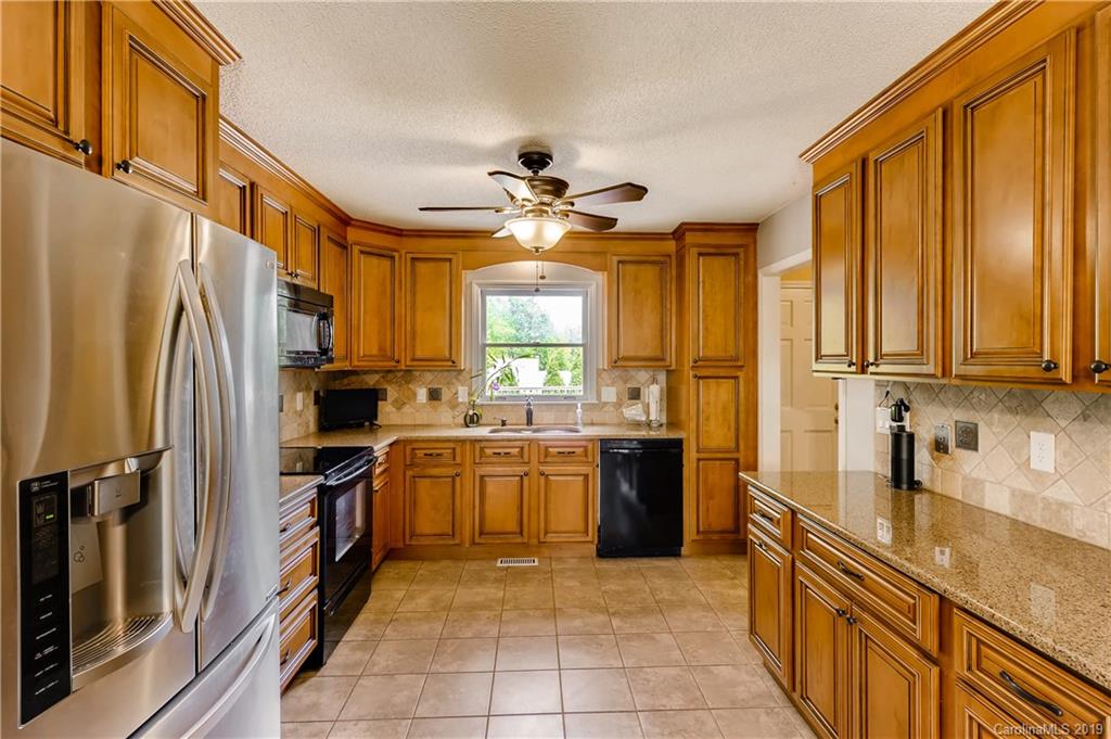 9100 Surrey Road Mint Hill, NC 28227 - Photo 14 of 38 Gallery Image 14