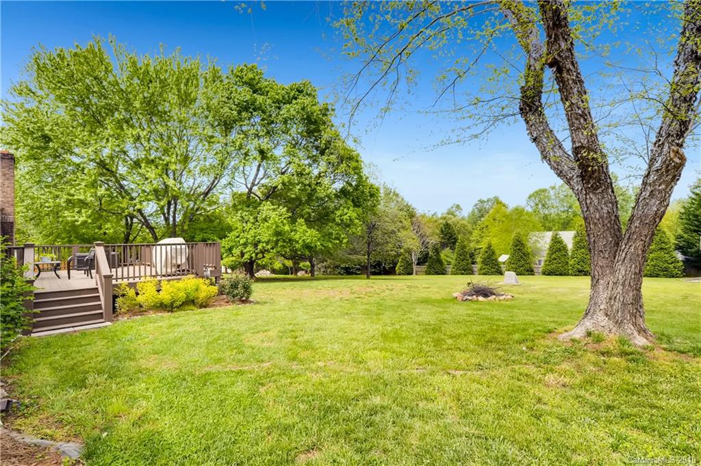 9100 Surrey Road Mint Hill, NC 28227 - Photo 34 of 38 Gallery Image 34