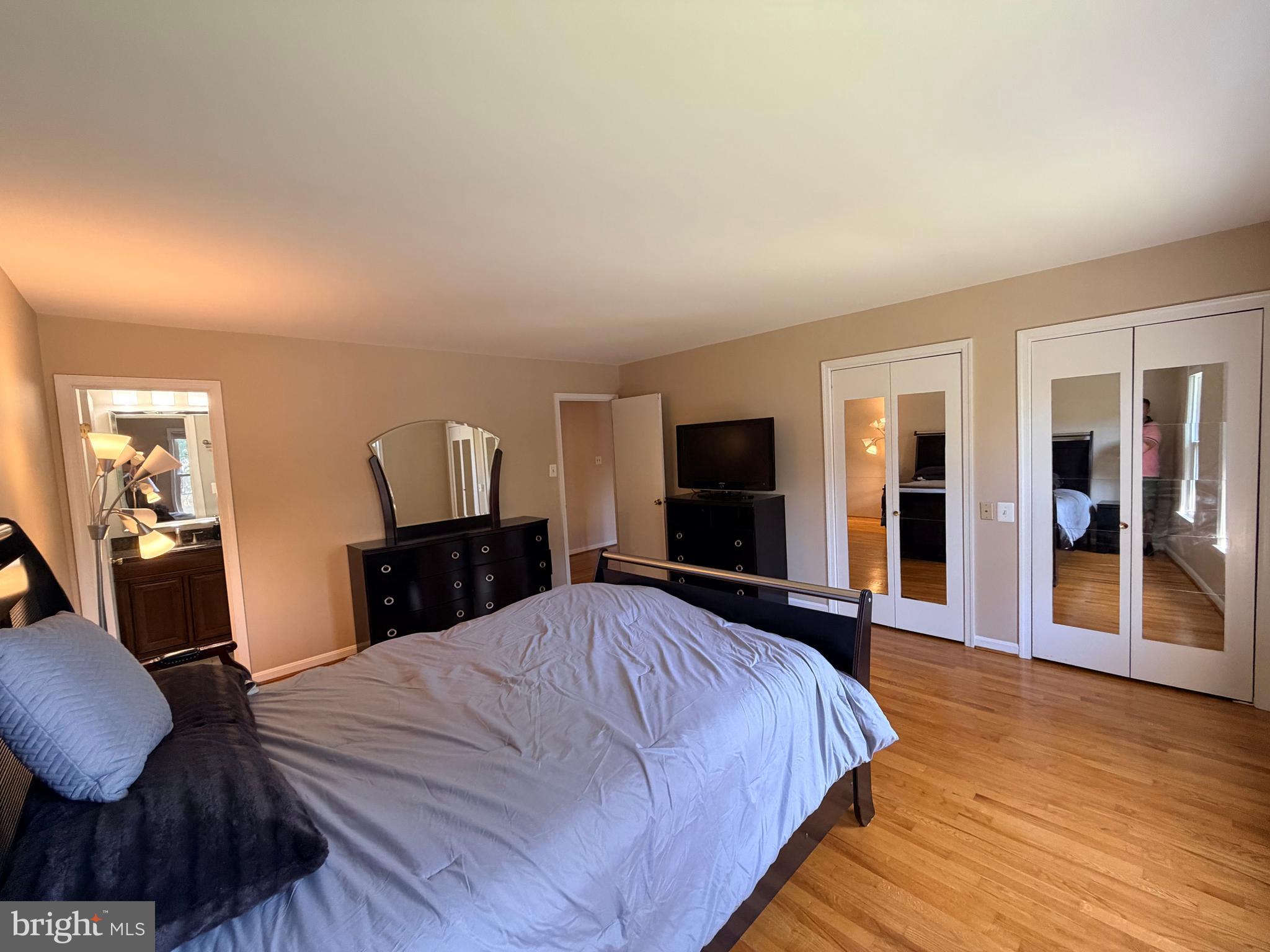 10802 Hunt Club Road Reston, VA 20190 - Photo 30 of 39 Gallery Image 30