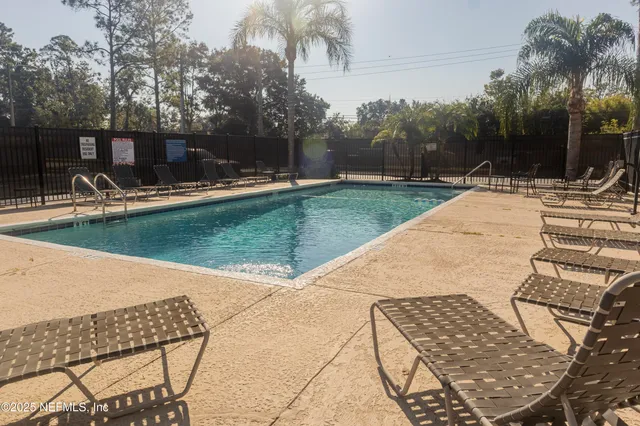 $1,200 | 3737 Loretto Road, Unit 114, Jacksonville, FL 32223