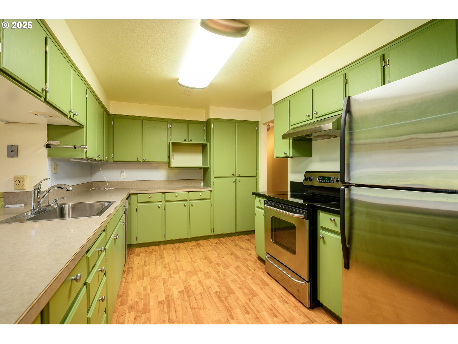 217 South 3rd Street Carlton, OR 97111 - Photo 14 of 47