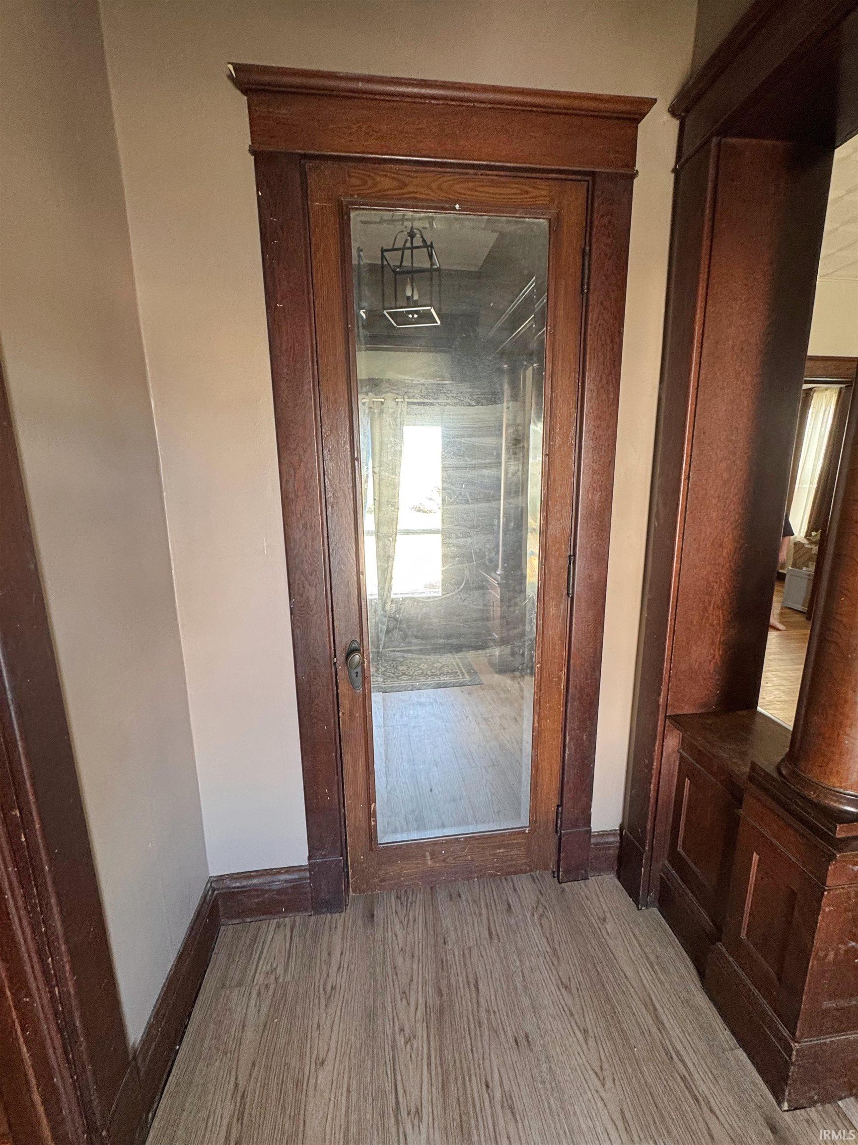 603 East Van Trees Street Washington, IN 47501 - Photo 3 of 15