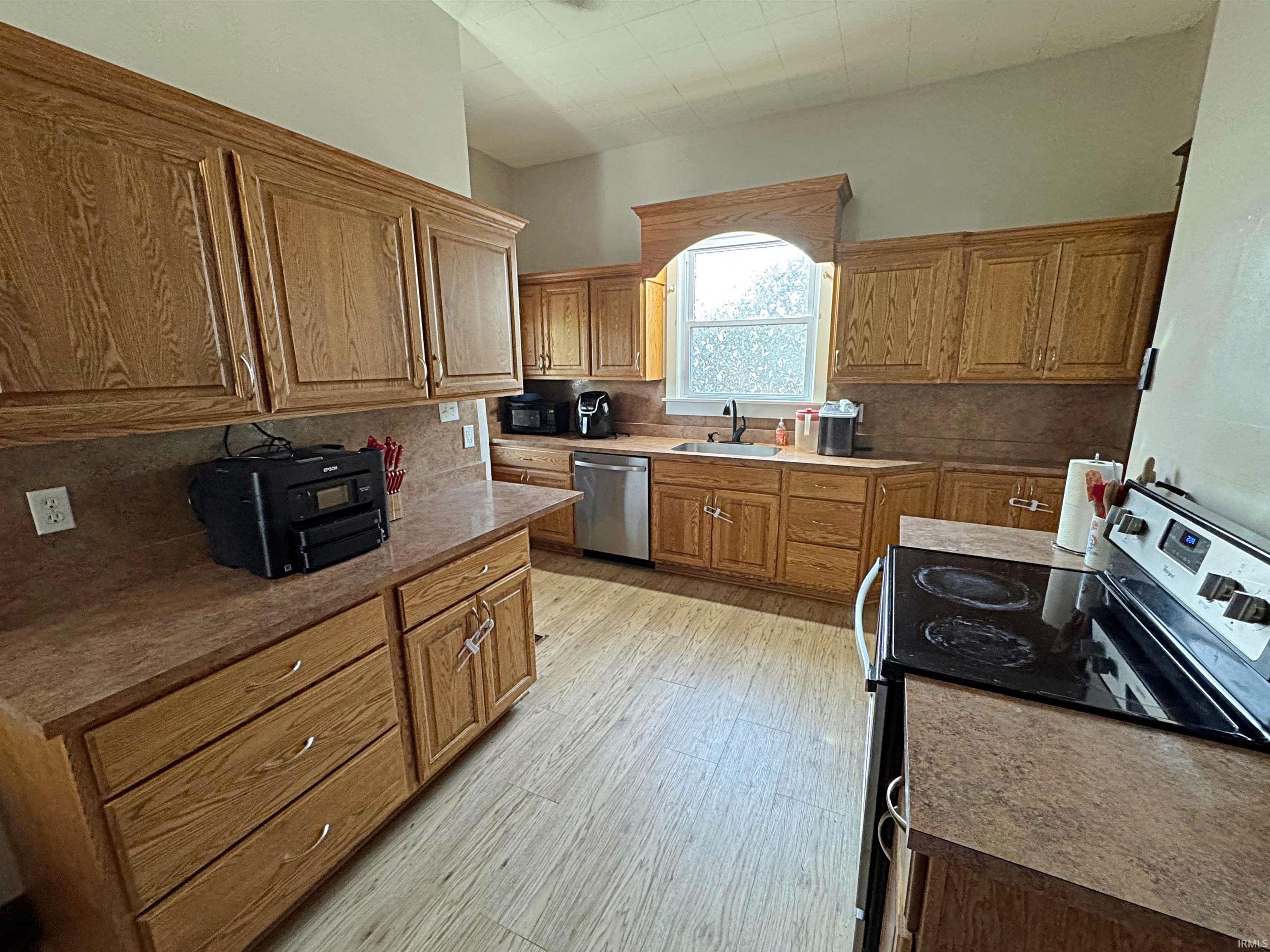 603 East Van Trees Street Washington, IN 47501 - Photo 4 of 15