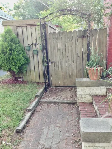 $120,000 | 500 North Gulf Street, Sanford, NC 27330