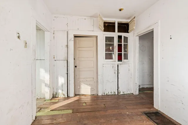 $249,000 | 208 Bullard Avenue, Clovis, CA 93612