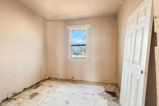 $249,000 | 208 Bullard Avenue, Clovis, CA 93612