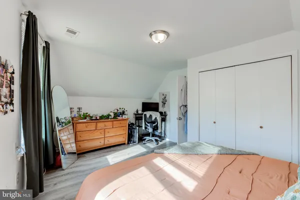 $1,300 | 4001 Cresson Street, Unit 3, Philadelphia, PA 19127