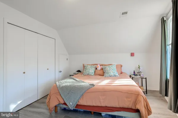 $1,300 | 4001 Cresson Street, Unit 3, Philadelphia, PA 19127