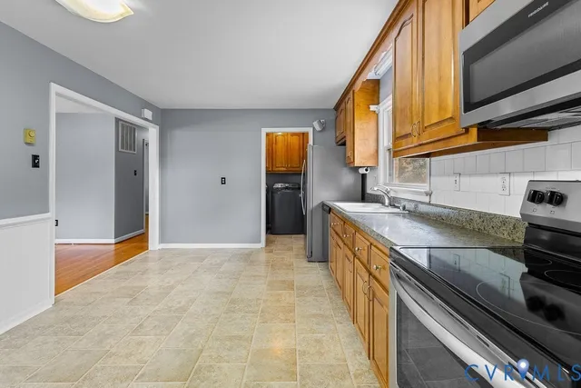 $329,999 | 10001 Graves Road, Petersburg, VA 23803