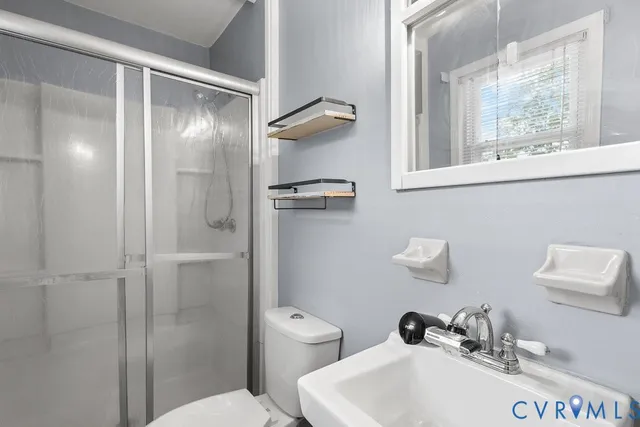 $329,999 | 10001 Graves Road, Petersburg, VA 23803