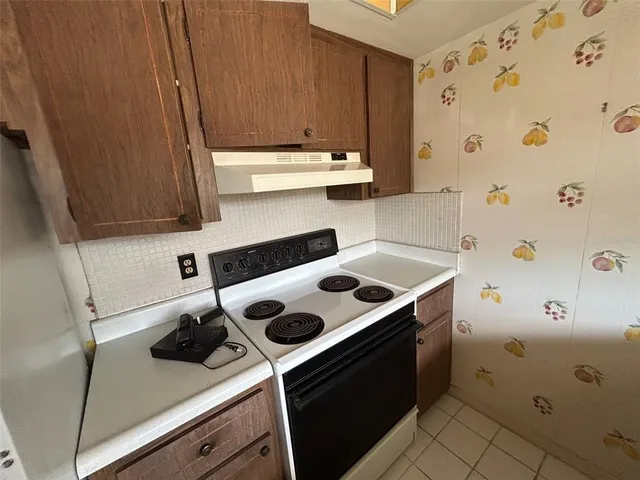 $99,900 | 1845 South Highland Avenue, Unit 611, Largo, FL 33756