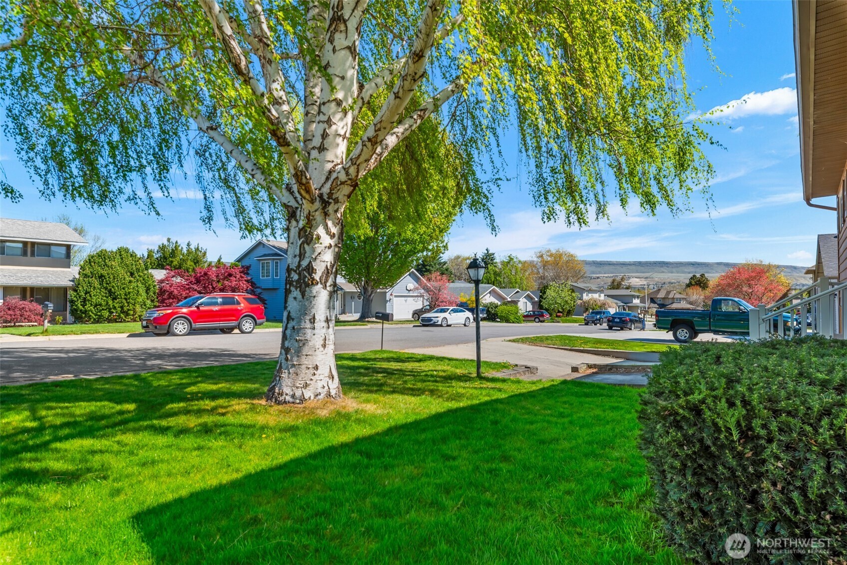 1517 Fourth Street Wenatchee, WA 98801 - Photo 5 of 27