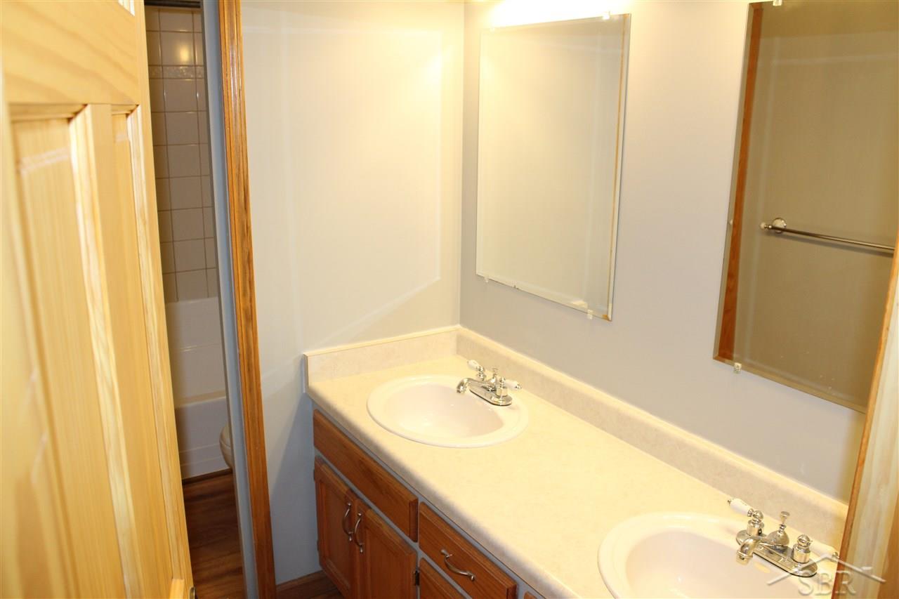 14654 Tuscola Road Clio, MI 48420 - Photo 20 of 23 31340468-19.JPG