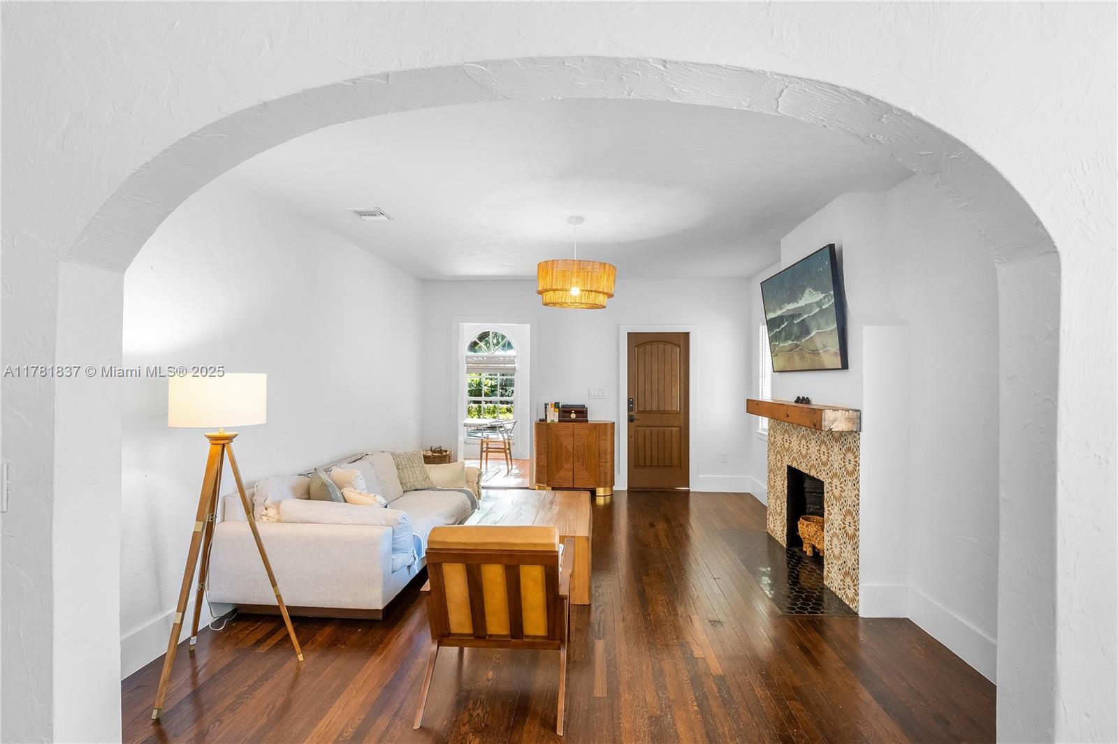 829 Lorca Street Coral Gables, FL 33134 - Photo 8 of 20