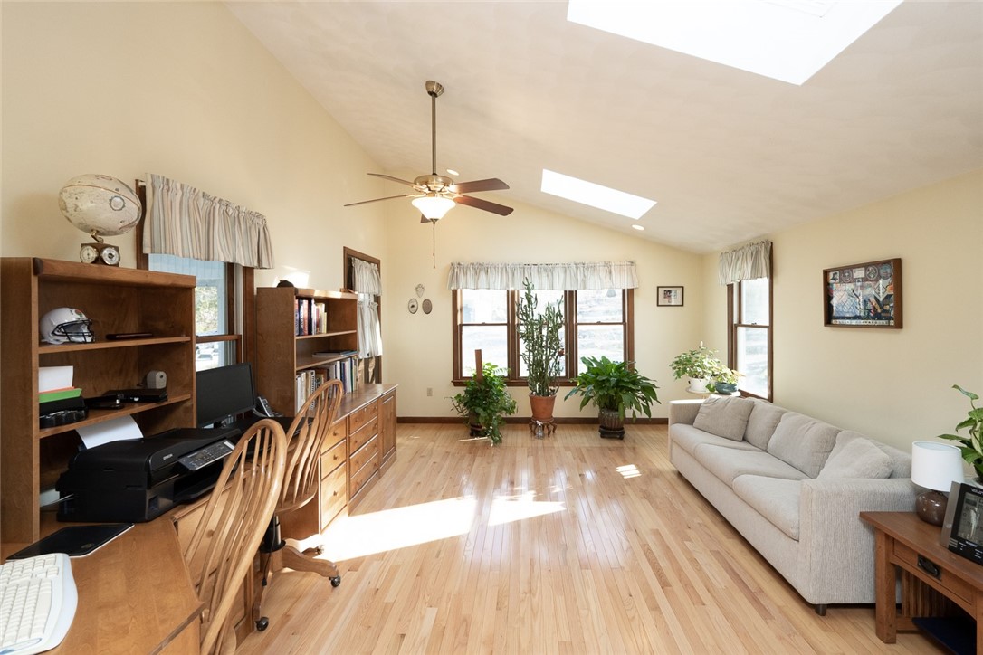 34 High Ridge Drive Cumberland, RI 02864 - Photo 5 of 26