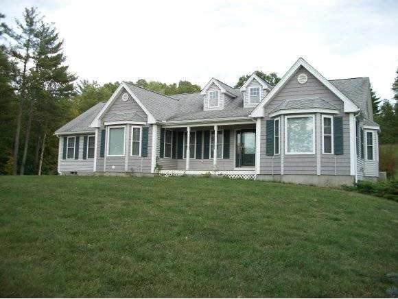 138 Merrimack Street Hooksett, NH 03106 - Photo 1 of 1 Gallery Image 1