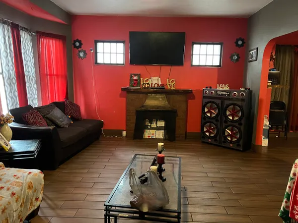 $160,000 | 941 South 35th Street, Milwaukee, WI 53215