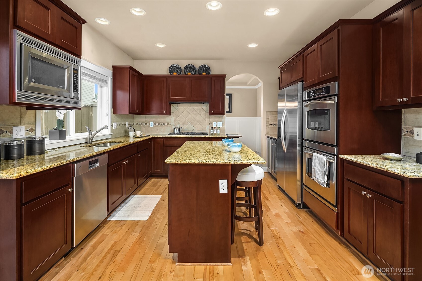 4021 220th Street Southeast Bothell, WA 98021 - Photo 13 of 40 Gallery Image 13