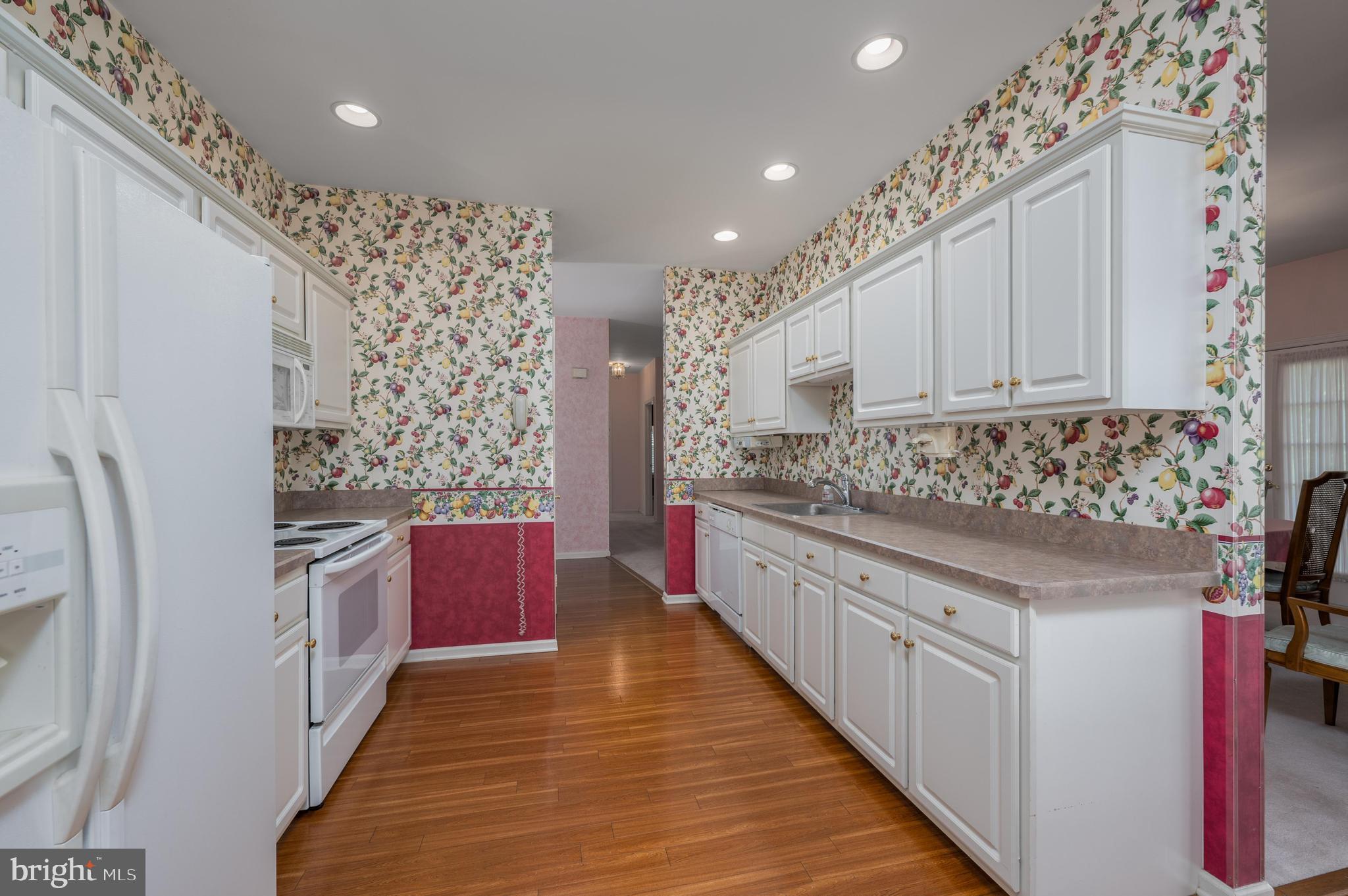 2 Ashley Drive Delran, NJ 08075 - Photo 12 of 25 Hardwood floors