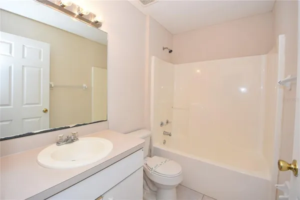 $1,800 | 19 Burning Ember Lane, Palm Coast, FL 32137