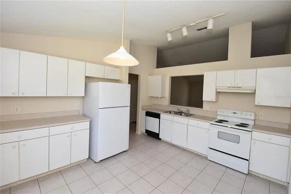 $1,800 | 19 Burning Ember Lane, Palm Coast, FL 32137