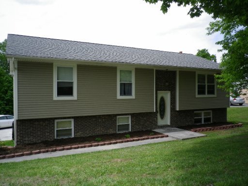 517 Stephens Road Rocky Top, TN 37769 - Photo 1 of 13 Primary Photo