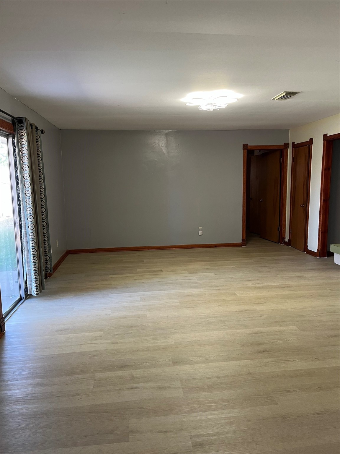 10831 Overlea Drive Houston, TX 77089 - Photo 2 of 15