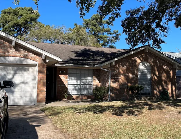 $1,800 | 10831 Overlea Drive, Houston, TX 77089