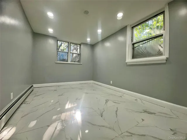 $879,000 | 3145 Mickle Avenue | Baychester