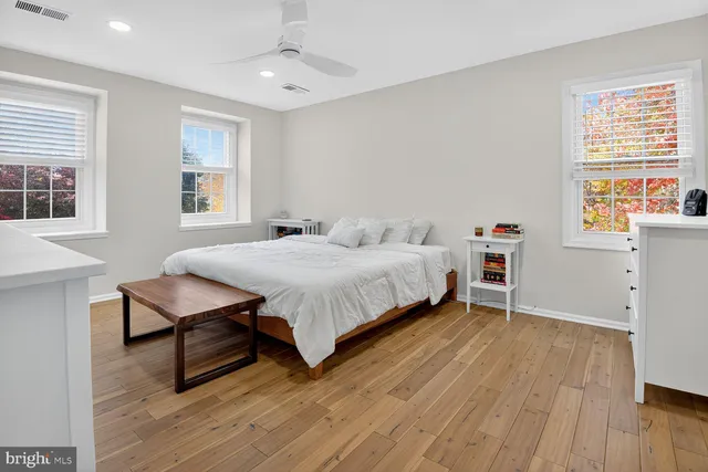 $5,000 | 3725 Krysia Court, Annandale, VA 22003