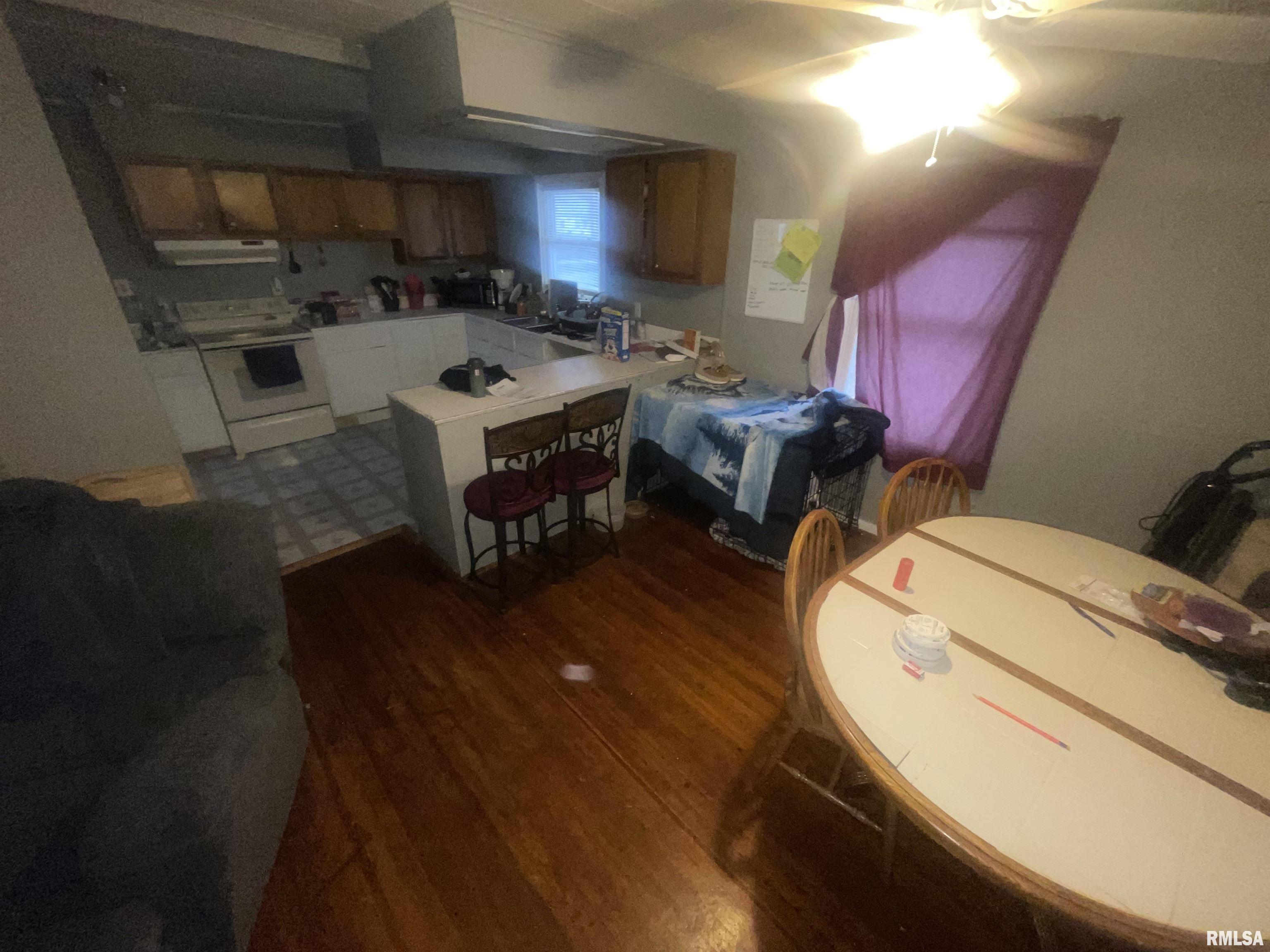 3333 South 1st Street Springfield, IL 62703 - Photo 3 of 12