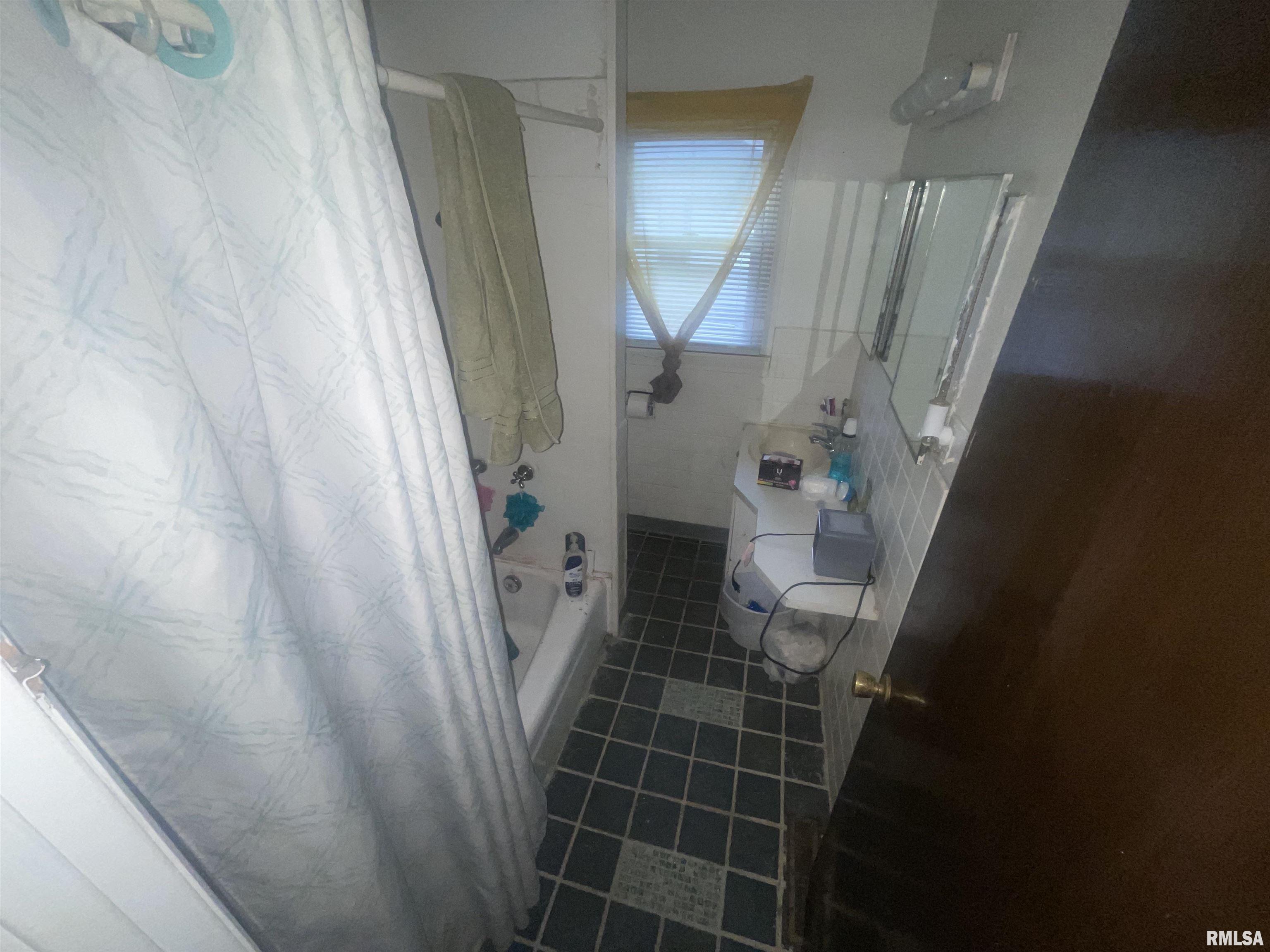 3333 South 1st Street Springfield, IL 62703 - Photo 8 of 12