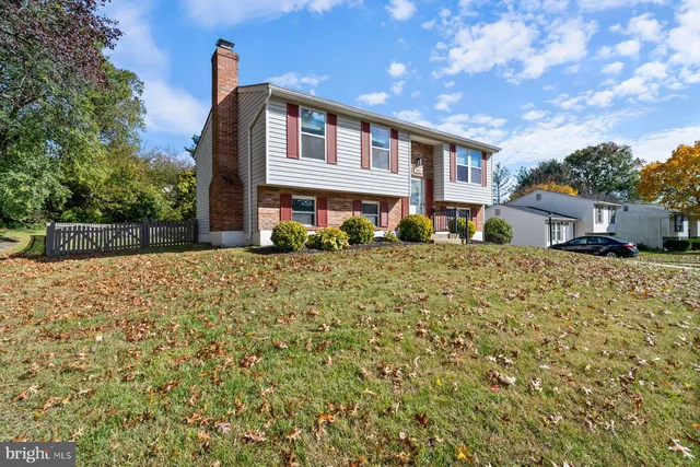 $499,500 | 7025 MacBeth Way, Sykesville, MD 21784