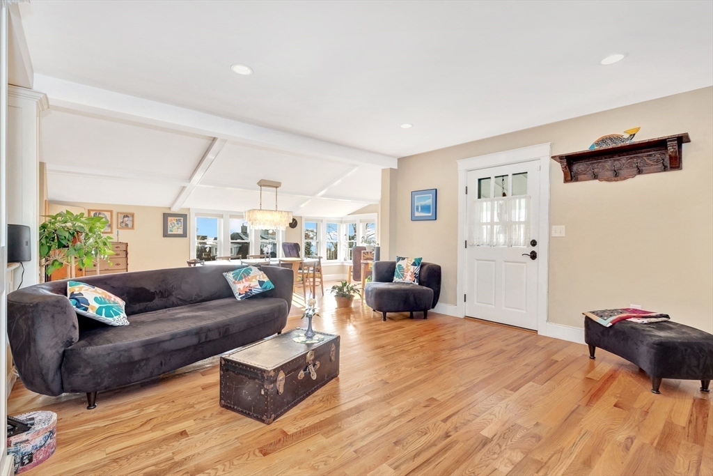 64 Eastern Point Road, Unit 2 Gloucester, MA 01930 - Photo 8 of 42