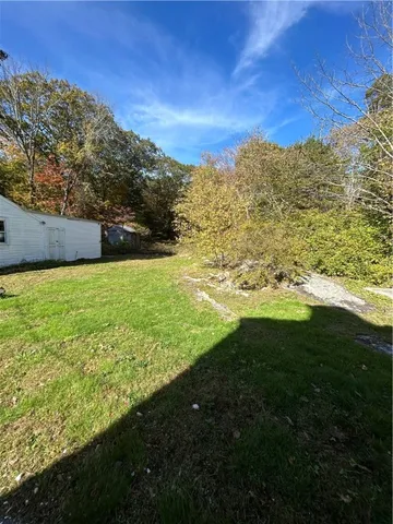 $2,600 | 2165 Hartford Avenue, Johnston, RI 02919