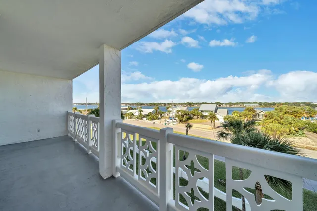 a view of balcony with city view
