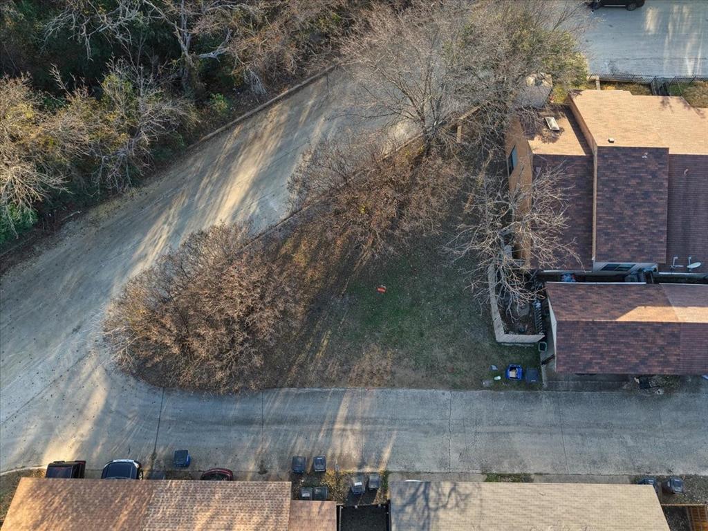 523 Post Oak Lane Allen, TX 75002 - Photo 6 of 10 a view of a street with an outdoor space