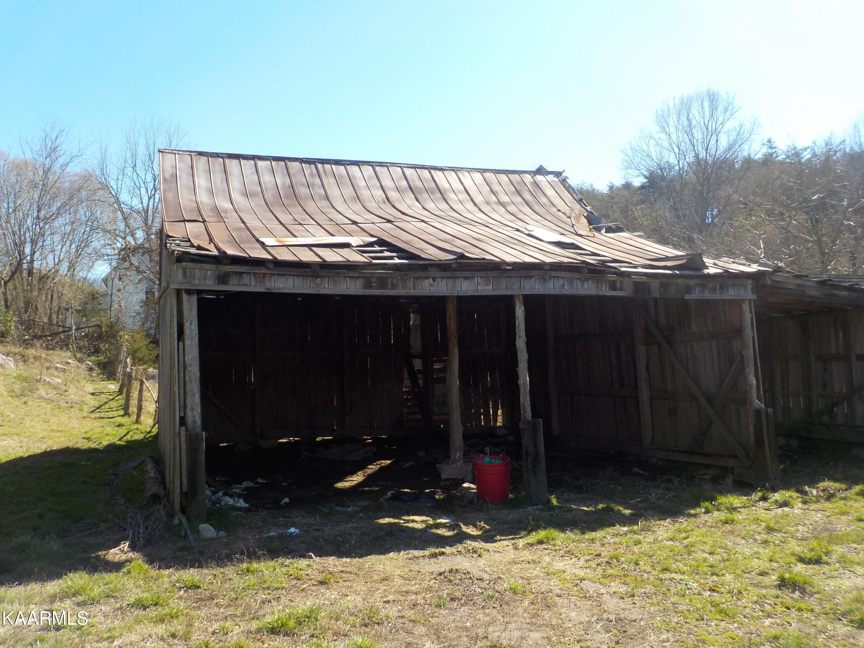 Dale Road Powder Springs, TN 37848 - Photo 8 of 44 DSCN2530