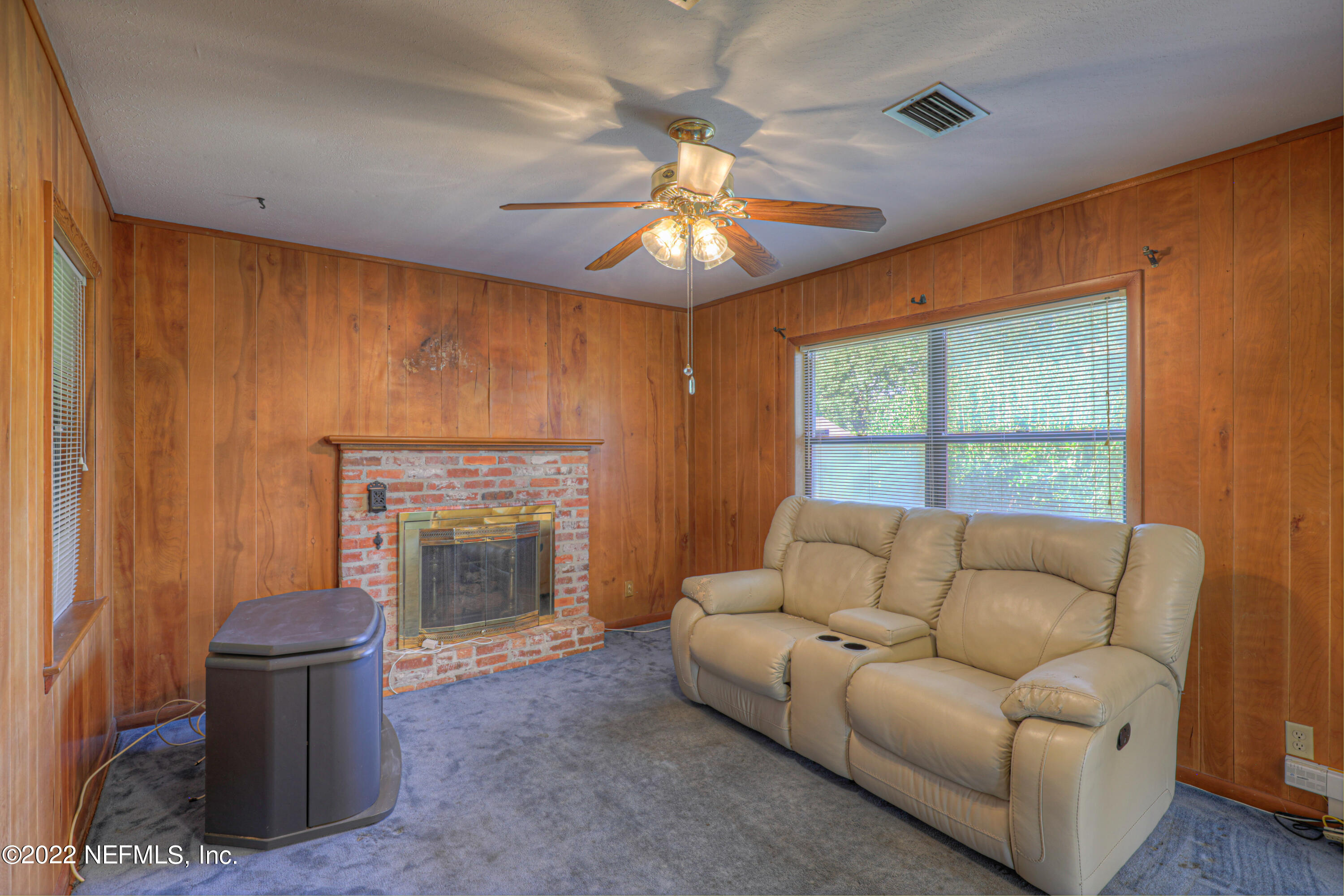 744 Acapulco Road Jacksonville, FL 32216 - Photo 10 of 16 744 Acapulco Rd - Living Room 2