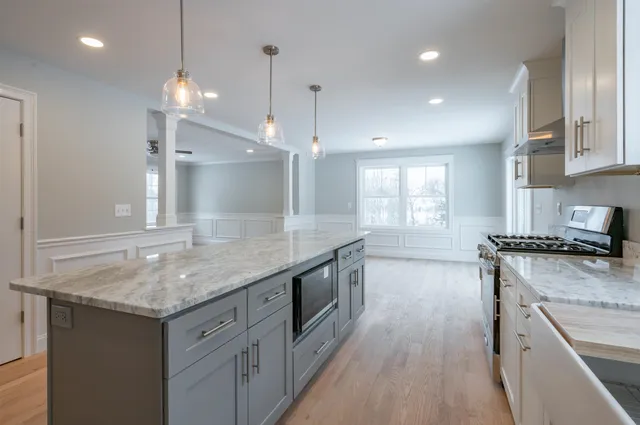 $799,900 | 11 Nash Lane, Epsom, NH 03234