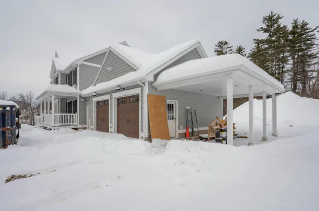 $799,900 | 11 Nash Lane, Epsom, NH 03234