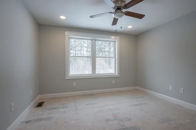 $799,900 | 11 Nash Lane, Epsom, NH 03234